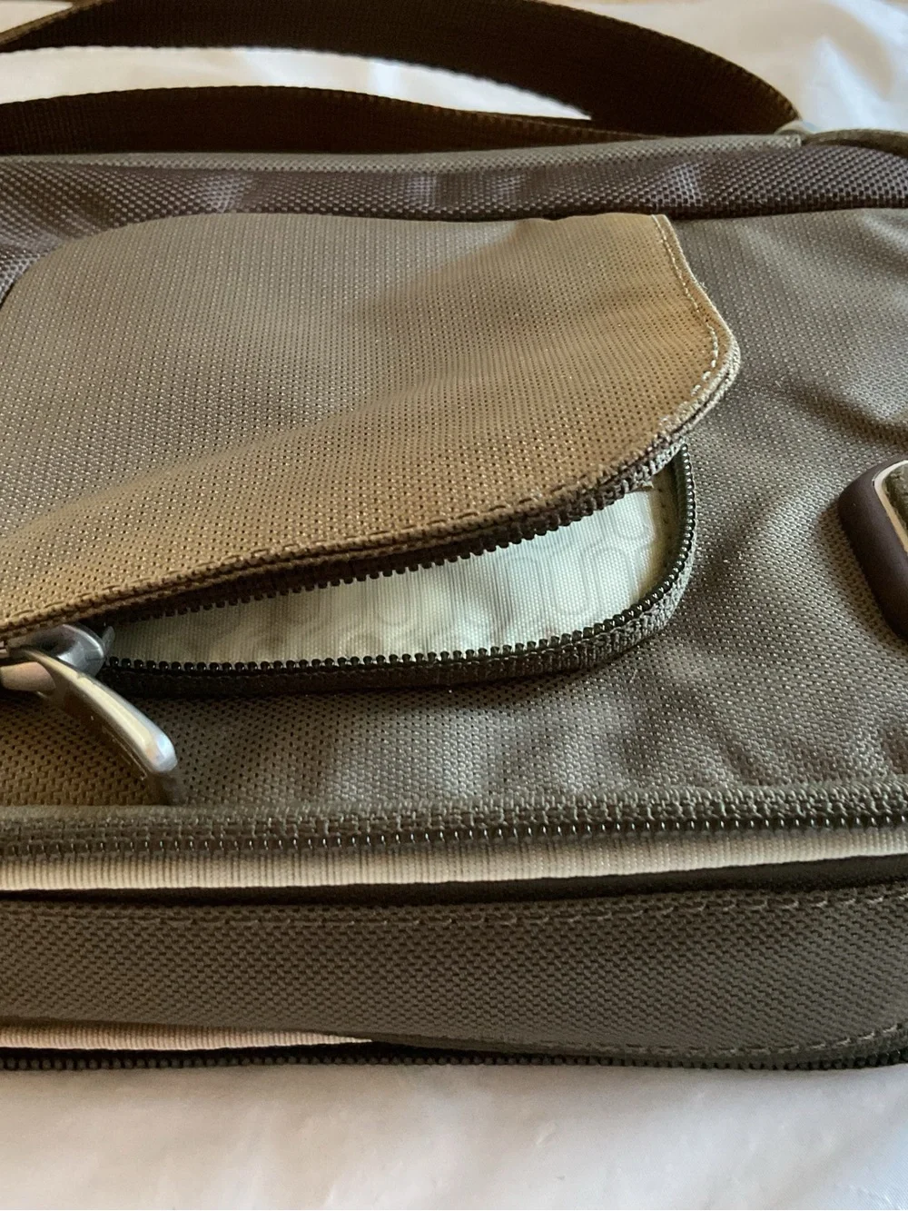 TUMI T-Tech Small Crossbody Bag Olive 5133MSS